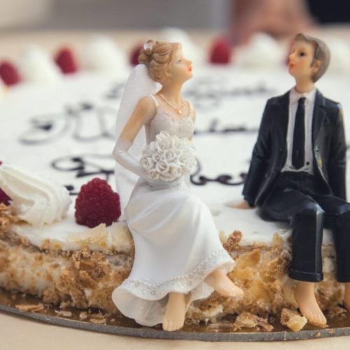 元ウェディングプランナーが教える 結婚式のケーキカットのノウハウ 元ウェディングプランナーが教える 結婚式のケーキカットのノウハウ