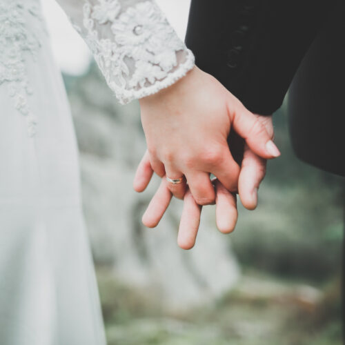 結婚指輪で人気の幅は〇mm！見た目の違いや選び方を解説